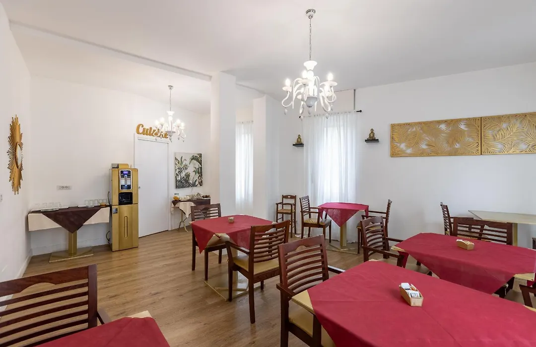 Domino Hotel-1